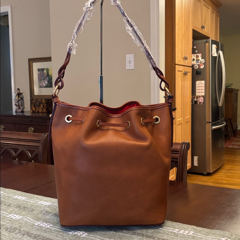 Dooney & Bourke Florentine Drawstring Bag in Natural NWT - Picture 3 of 9